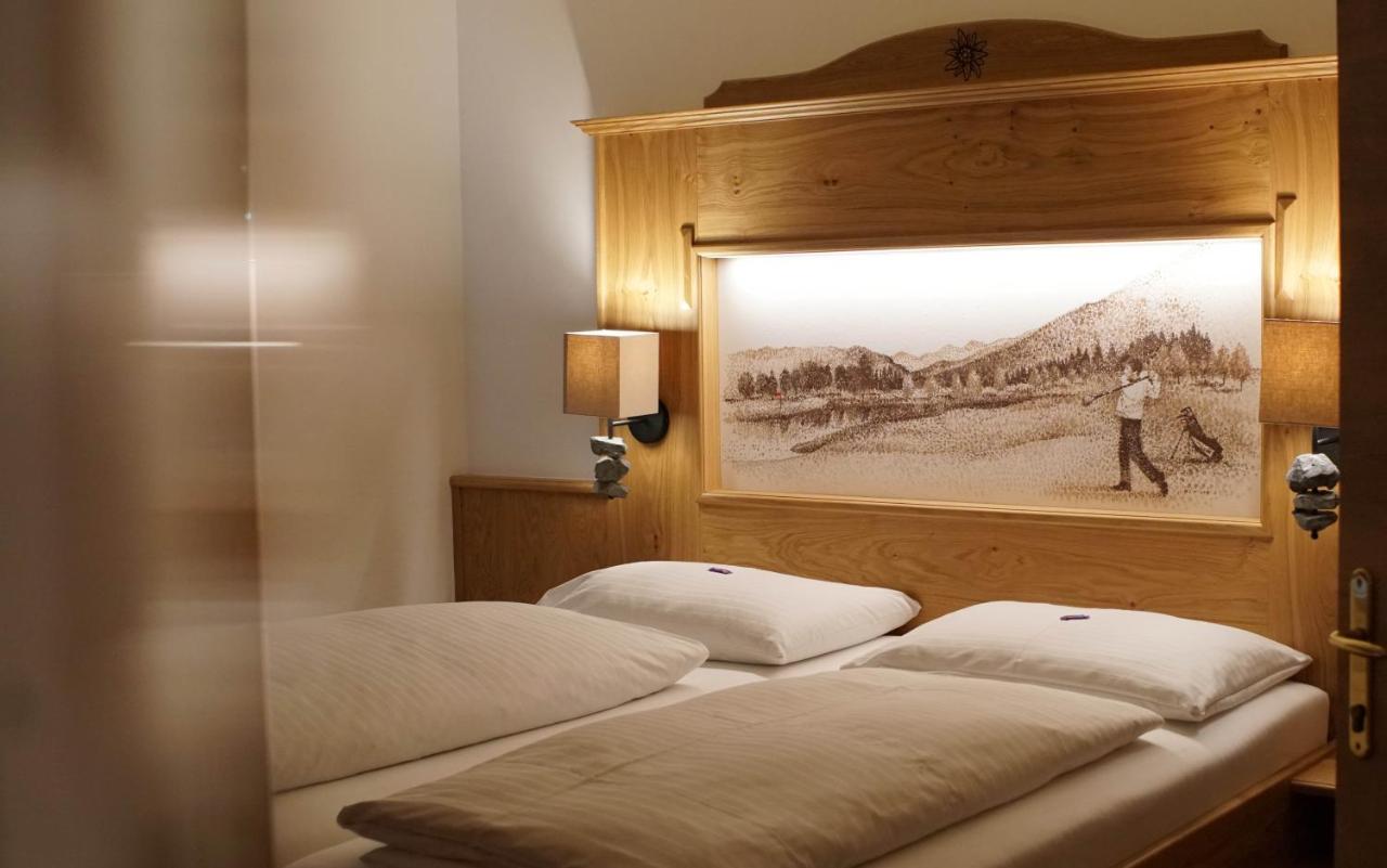 Hotel Weissenstein ザンクト・ミヒャエル・イム・ルンガウ エクステリア 写真